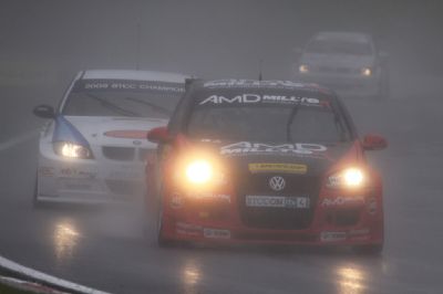 Tough weekend for AmD Milltek Racing.com at Brands Hatch